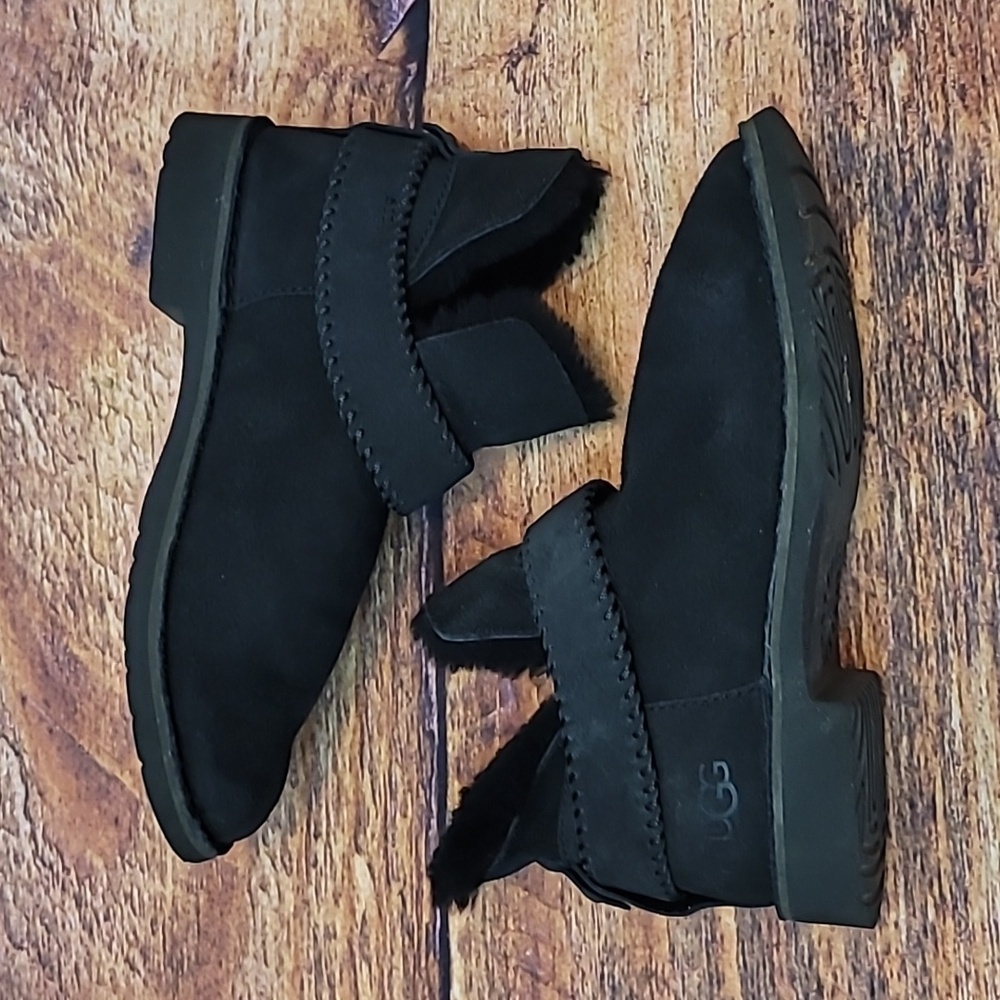UGG McKay Boots - Picture 9 of 16